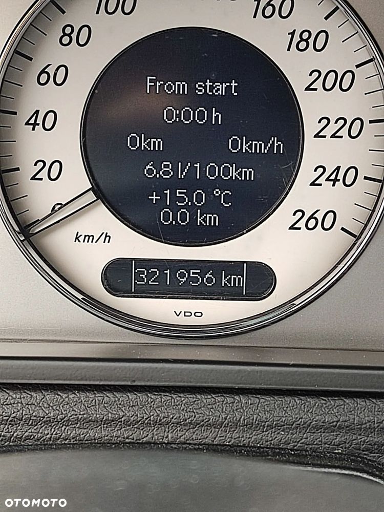 Mercedes-Benz Klasa E - 8