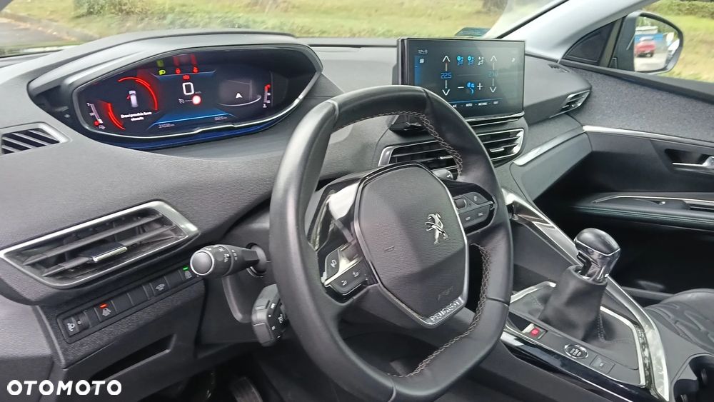 Peugeot 5008 1.2 PureTech Allure Pack S&S - 13