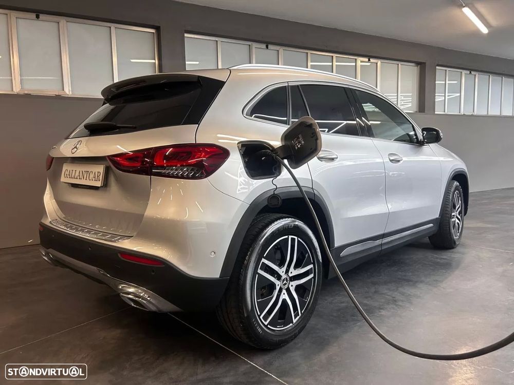 Mercedes-Benz GLA 250 - 8