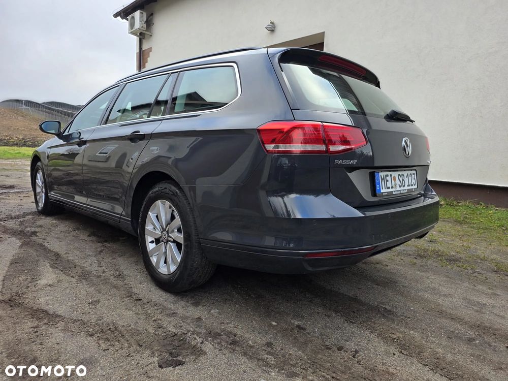 Volkswagen Passat Variant 2.0 TDI SCR DSG Comfortline - 5