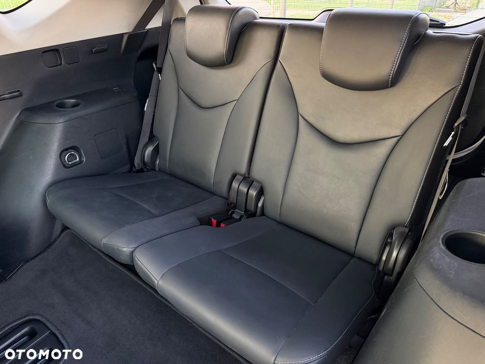 Toyota Prius+ (Hybrid) Executive - 33