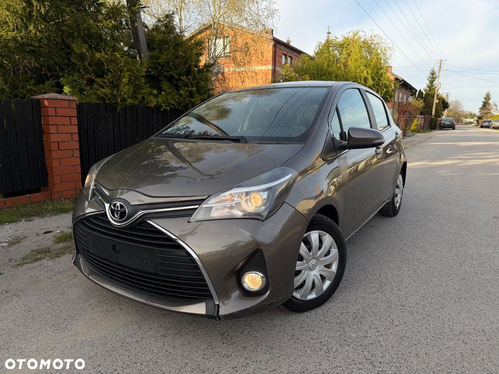 Toyota Yaris 1.0 Sol - 1