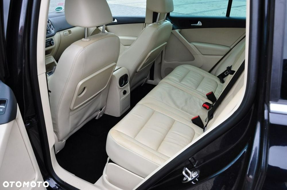 Volkswagen Tiguan - 26