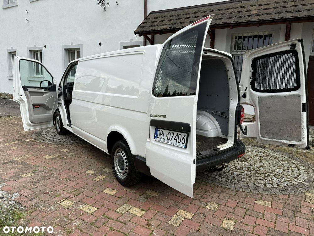 Volkswagen Transporter - 15