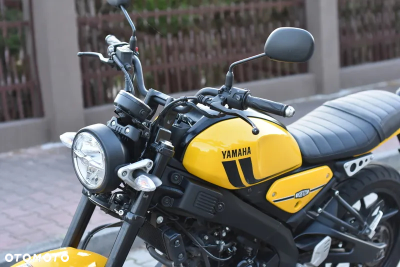 Yamaha XSR - 21