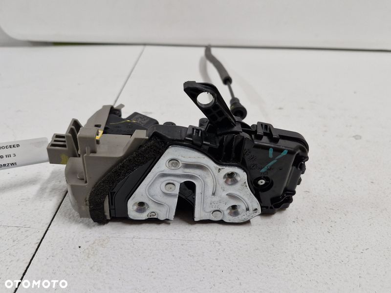 KIA PROCEED PRO CEED 3 III ZAMEK DRZWI PRAWY TYŁ TYLNY 5 PIN 81420-J7700 - 2