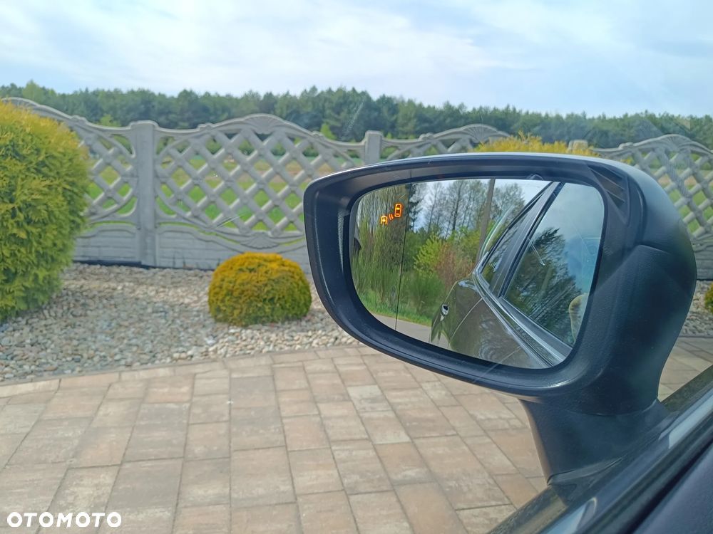 Mazda 3 SKYACTIV-G 120 Urban Limited - 27