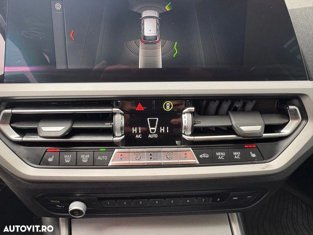 BMW Seria 3 320d xDrive AT - 30