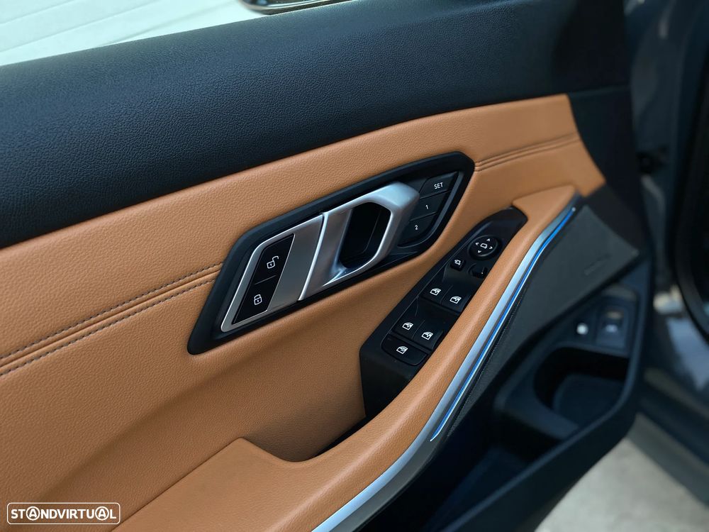 BMW 330 e Touring Aut. Luxury Line - 17