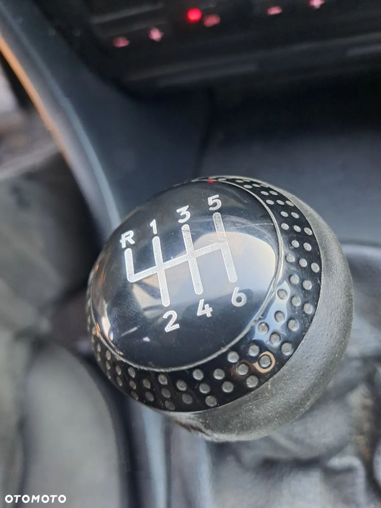 Audi A6 C5 1.9 TDi 130KM AWX skrzynia 6-biegowa 8150070803 - 12