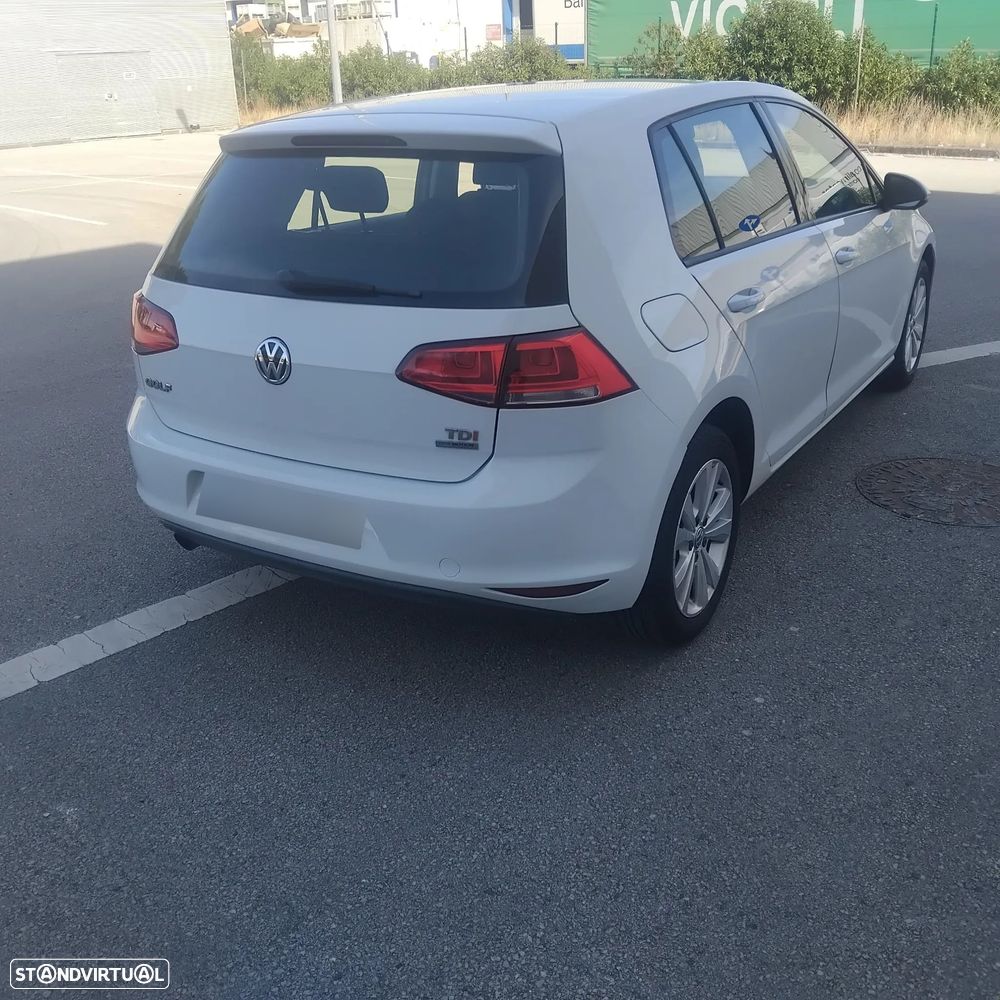 VW Golf 1.6 TDi DPF BlueMotion - 3