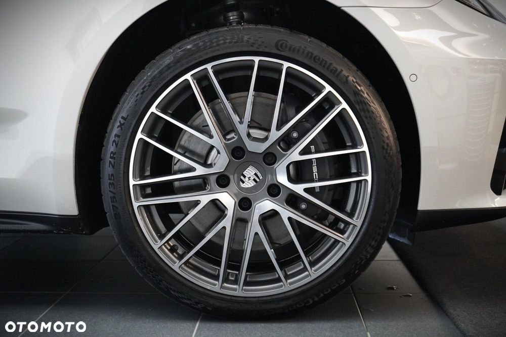 Porsche Panamera - 11