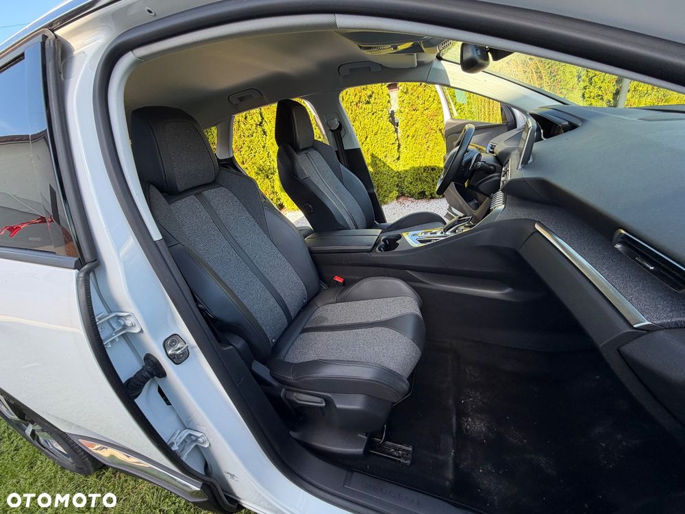 Peugeot 3008 PureTech 130 Stop & Start GPF EAT8 Allure - 8