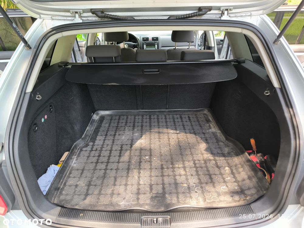 Volkswagen Golf 2.0 TDI Comfortline - 16