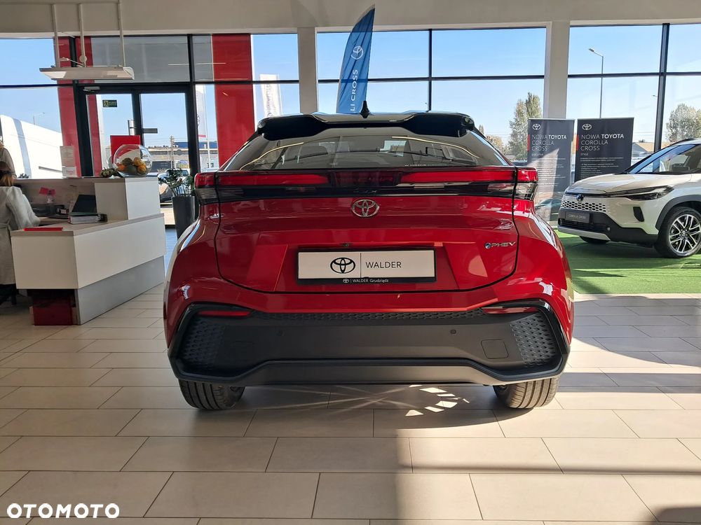 Toyota C-HR 2.0 PHEV Dynamic Force Executive - 4