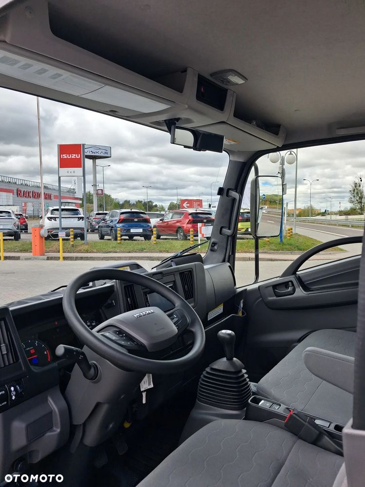 Isuzu M27 Gen2 wywrot 3stronny - 24