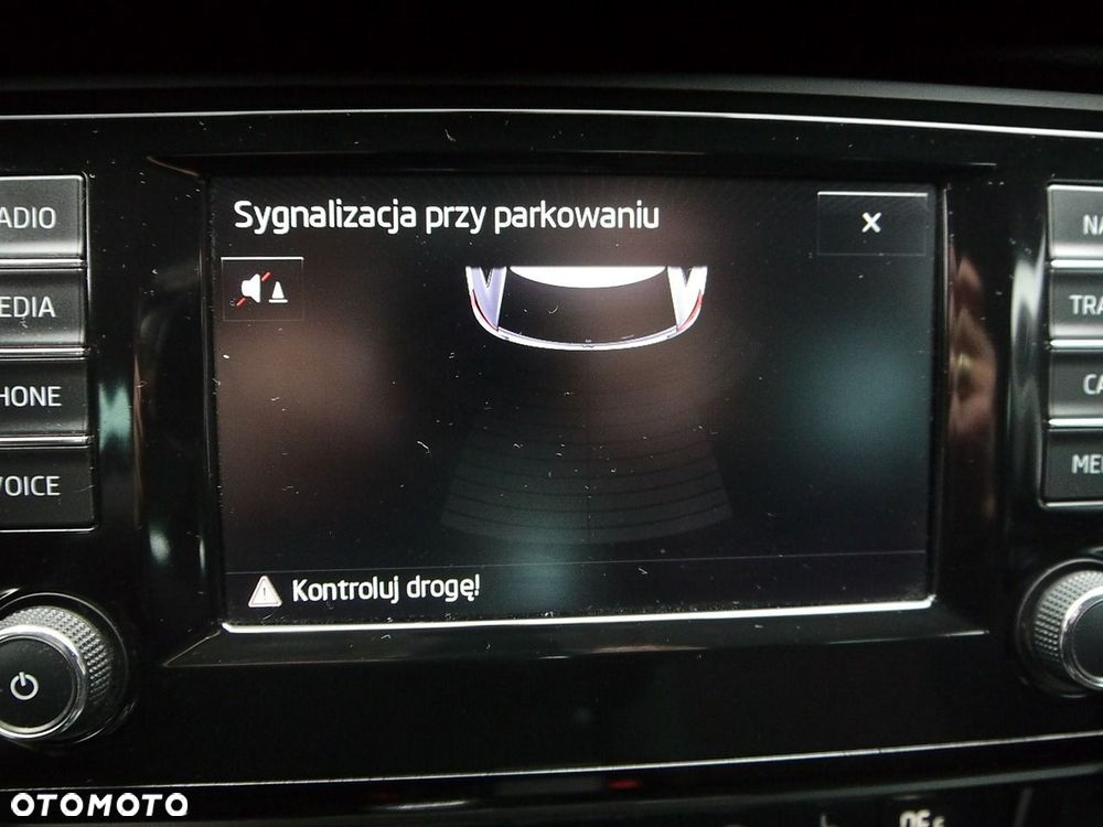 Skoda Octavia 2.0 TDI Sportline - 22