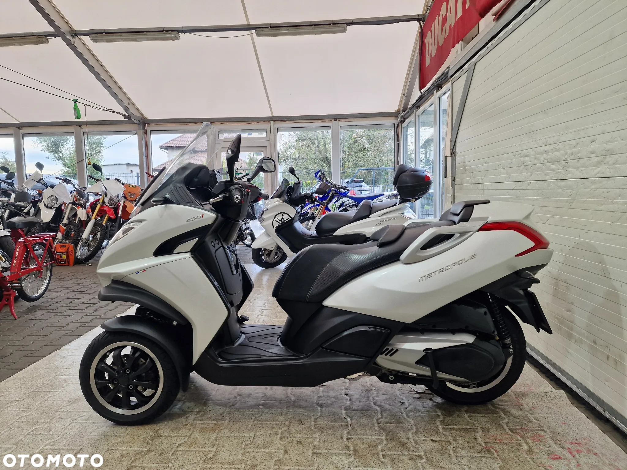 Peugeot Metropolis - 20
