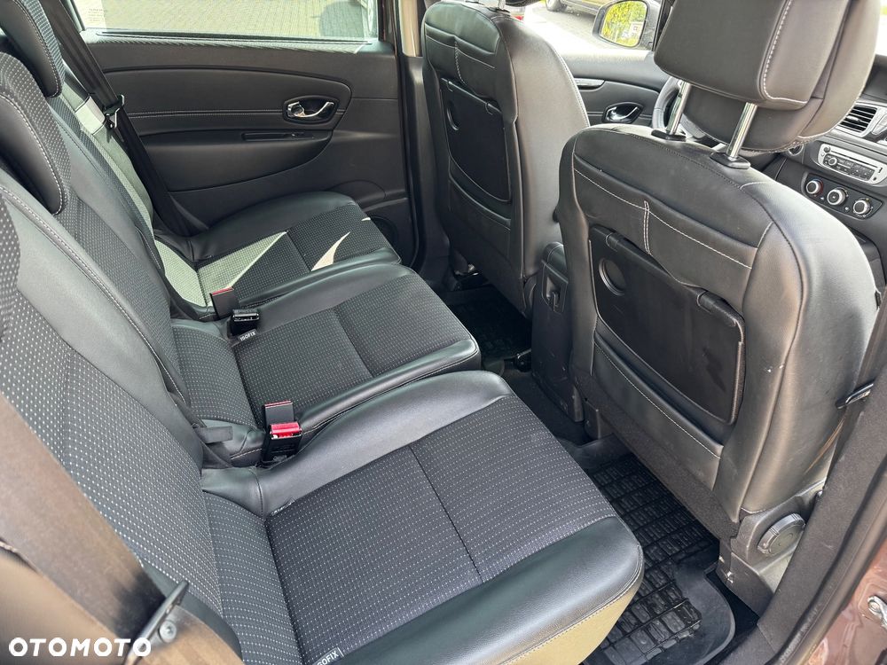 Renault Scenic - 9