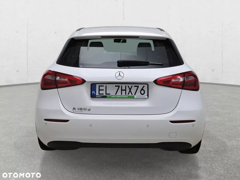 Mercedes-Benz Klasa A 180 d 8G-DCT - 6