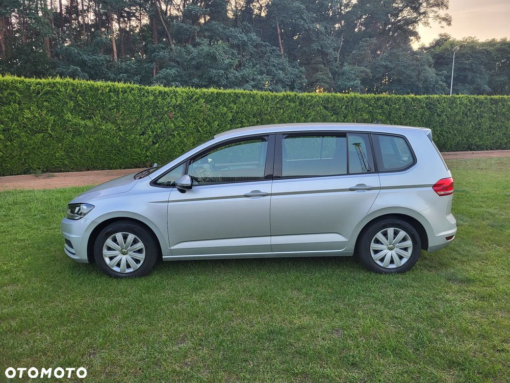 Volkswagen Touran - 2
