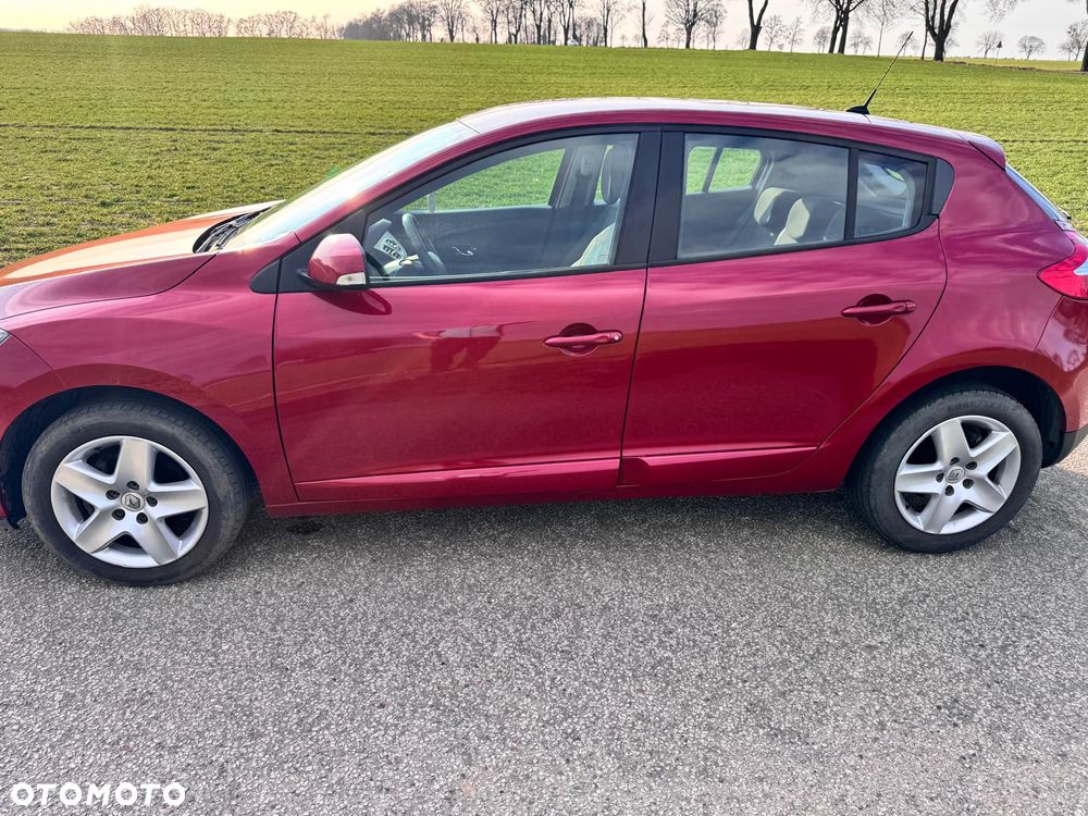 Renault Megane 1.5 dCi Life - 10