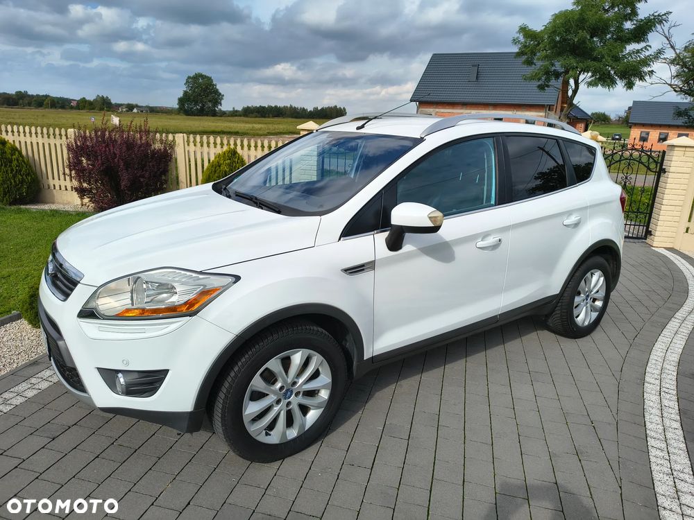 Ford Kuga 2.0 TDCi 2x4 Titanium - 14