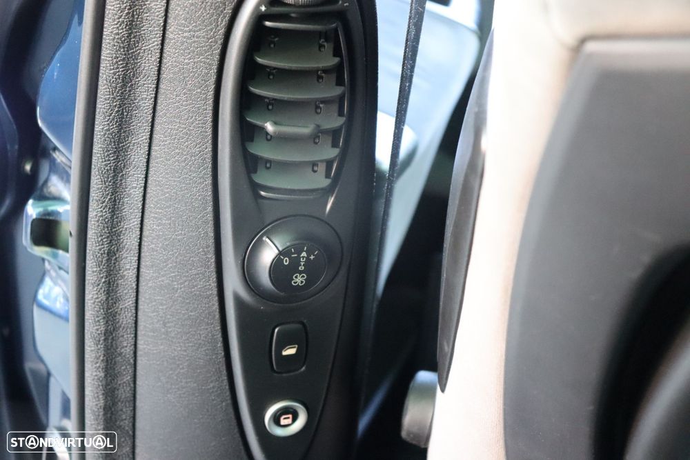 Citroën C8 2.0 HDi 16V SX 7L. - 15