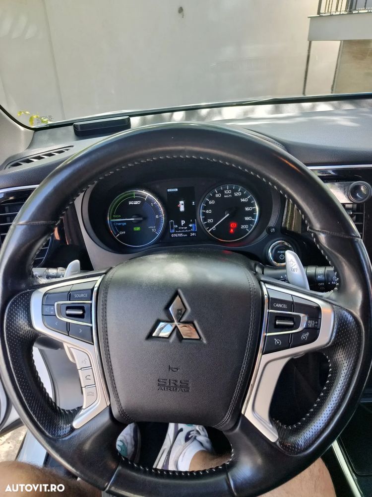 Mitsubishi Outlander 2.4 4WD Spirit - 6