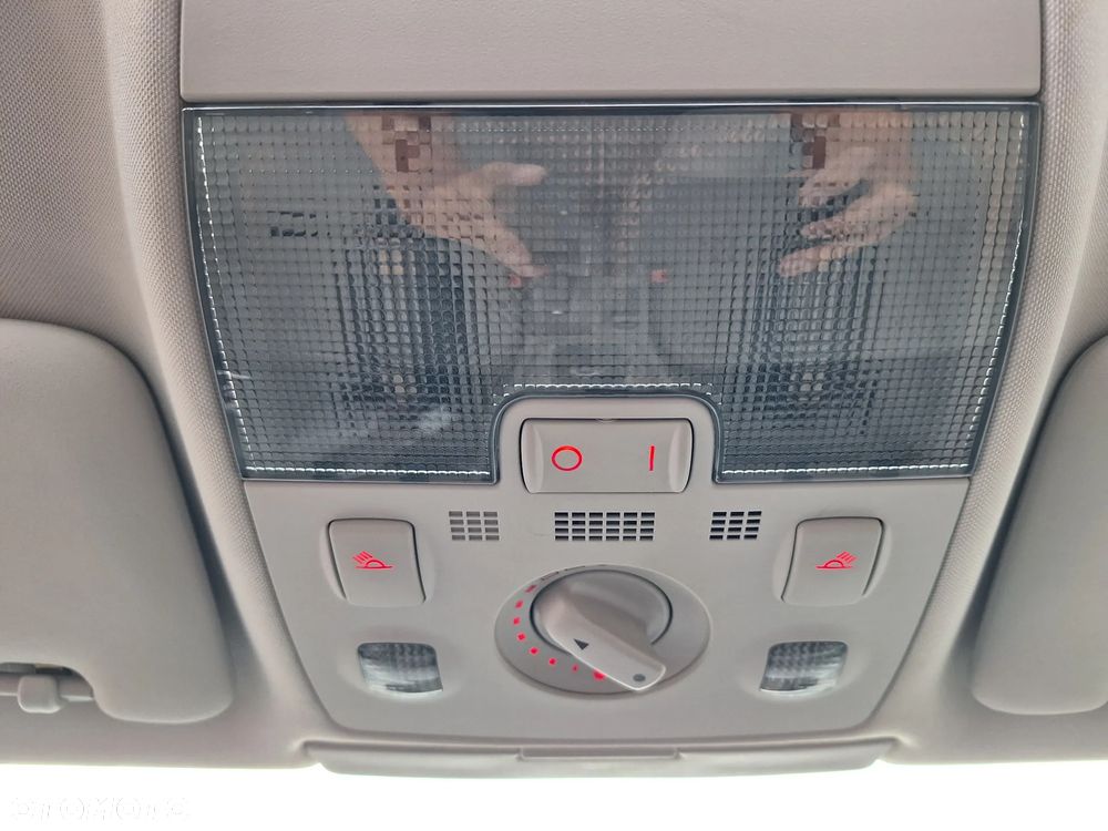 Audi A4 Limousine - 25
