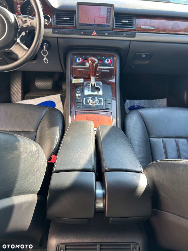 Audi A8 3.7 Quattro - 29