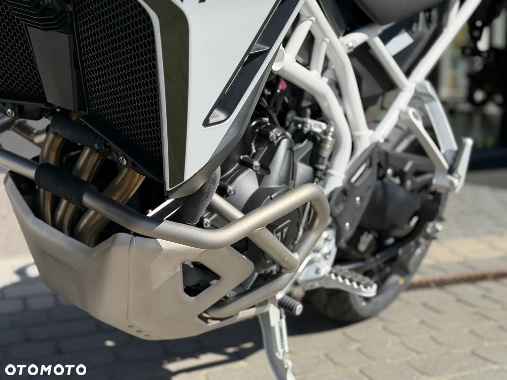 Triumph Tiger - 15