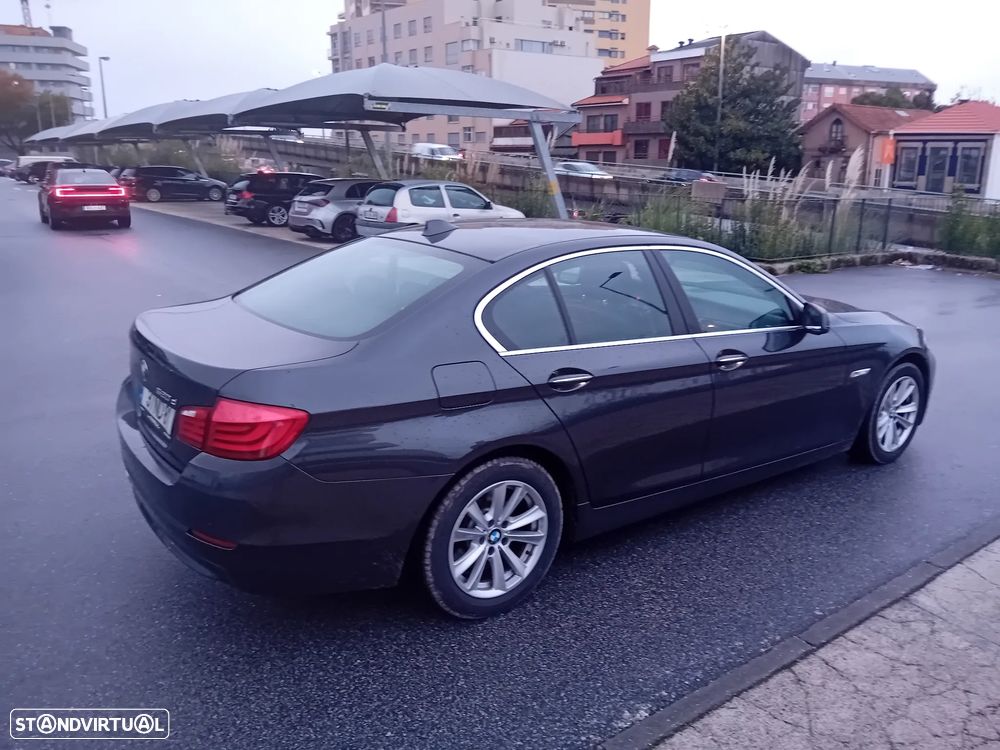 BMW 520 d Exclusive Auto 129g - 5