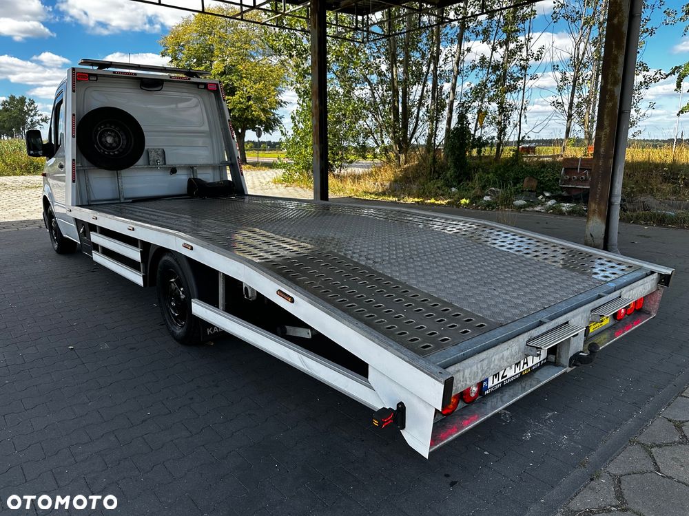 Mercedes-Benz Sprinter - 9