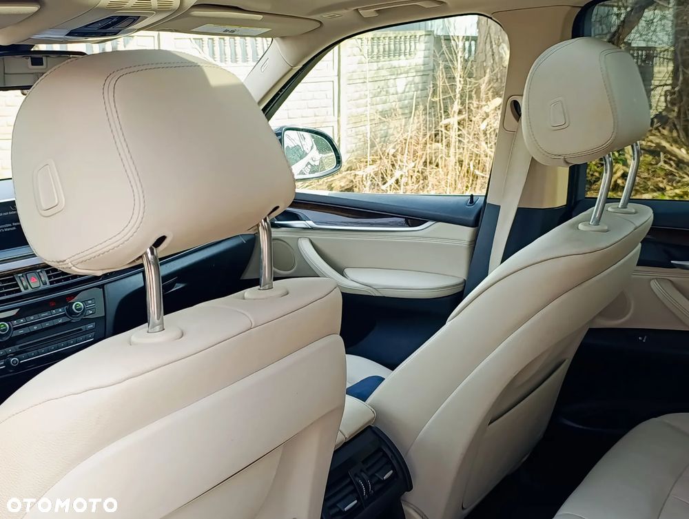 BMW X5 xDrive35i Edition Exclusive - 20