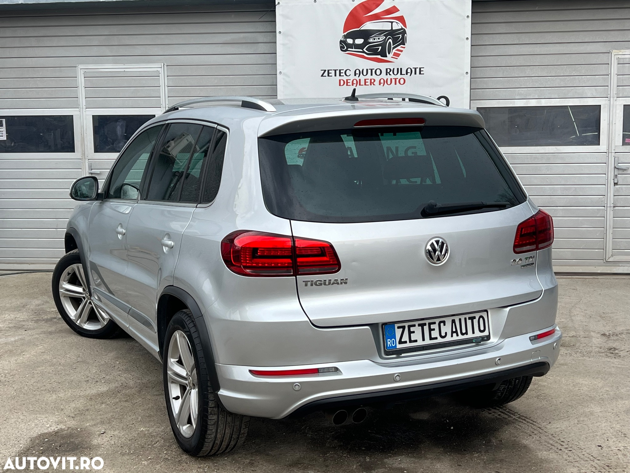 Volkswagen Tiguan 2.0 TDI 4Motion DSG Sport & Style - 7