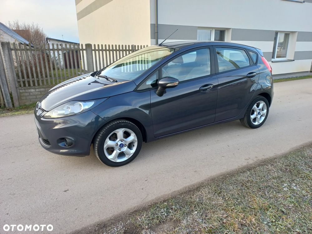 Ford Fiesta - 11