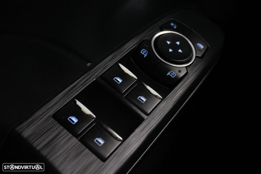 Ford Kuga 1.5 EcoBoost ST-Line - 29