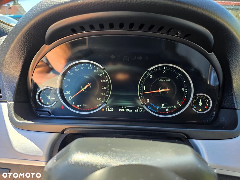 BMW Seria 5 - 28
