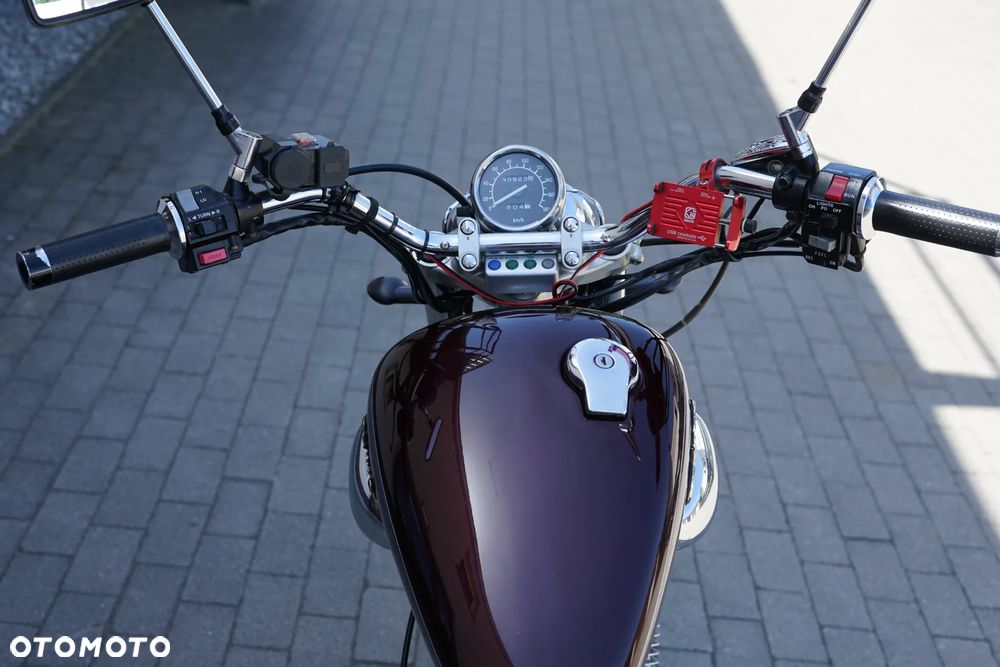Yamaha XV - 16