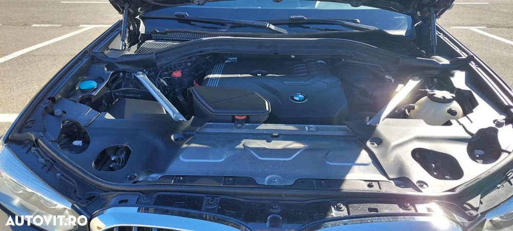 BMW X3 xDrive20i Aut. Advantage - 24