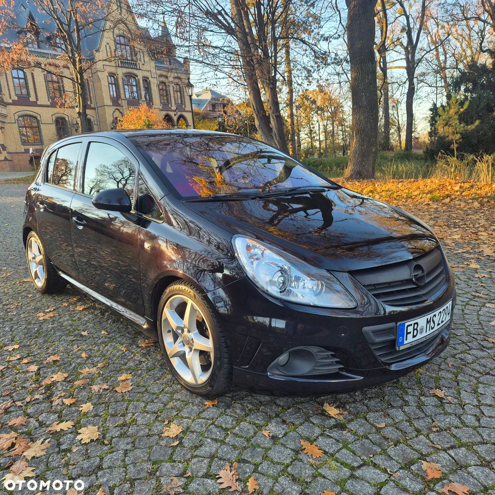 Opel Corsa 1.6 Turbo GSi - 1
