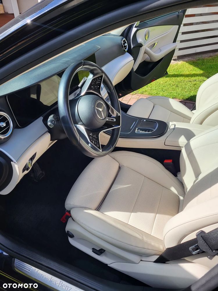 Mercedes-Benz Klasa E 220 d Business Edition - 10