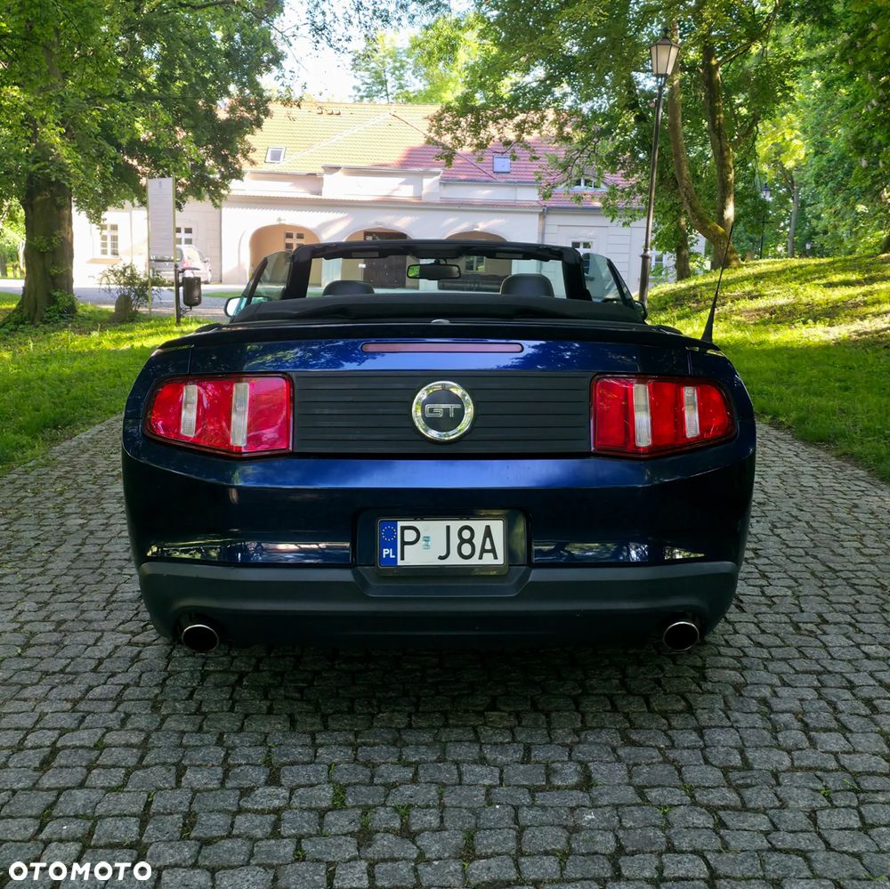 Ford Mustang - 7