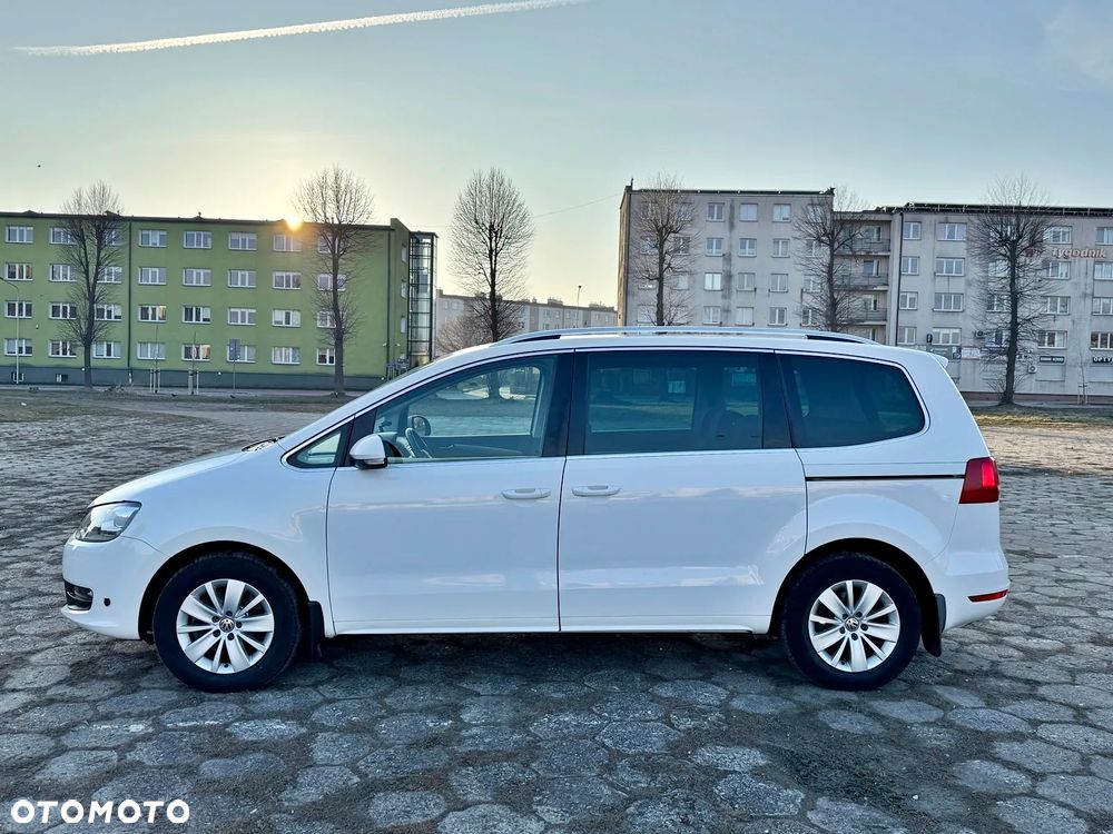 Volkswagen Sharan 2.0 TDI 4Motion BlueMotion Technology Highline - 6