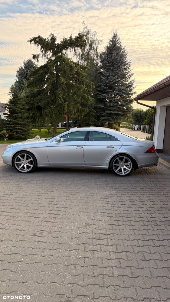Mercedes-Benz CLS 500 - 5
