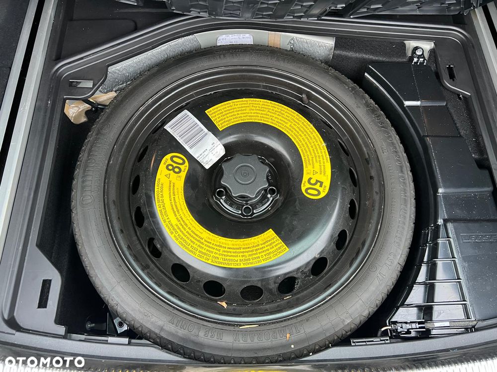 Audi A6 Avant 2.0 TDI Ultra S tronic - 29