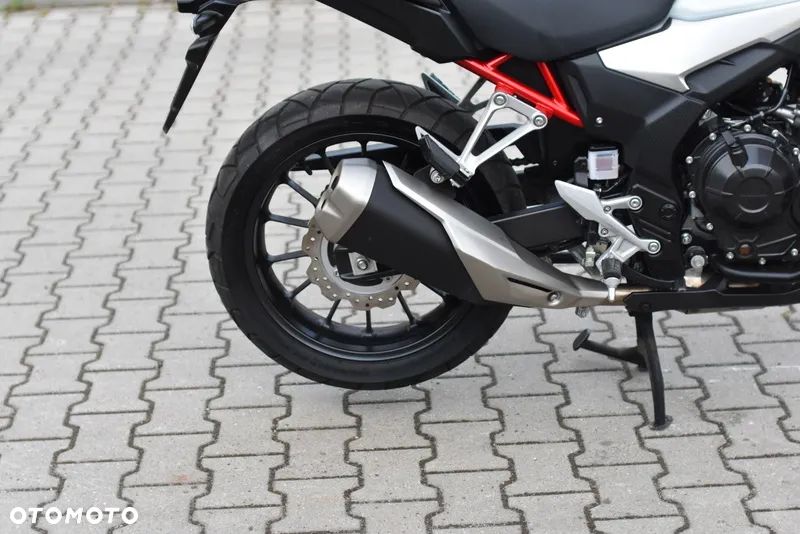 Honda CB - 11