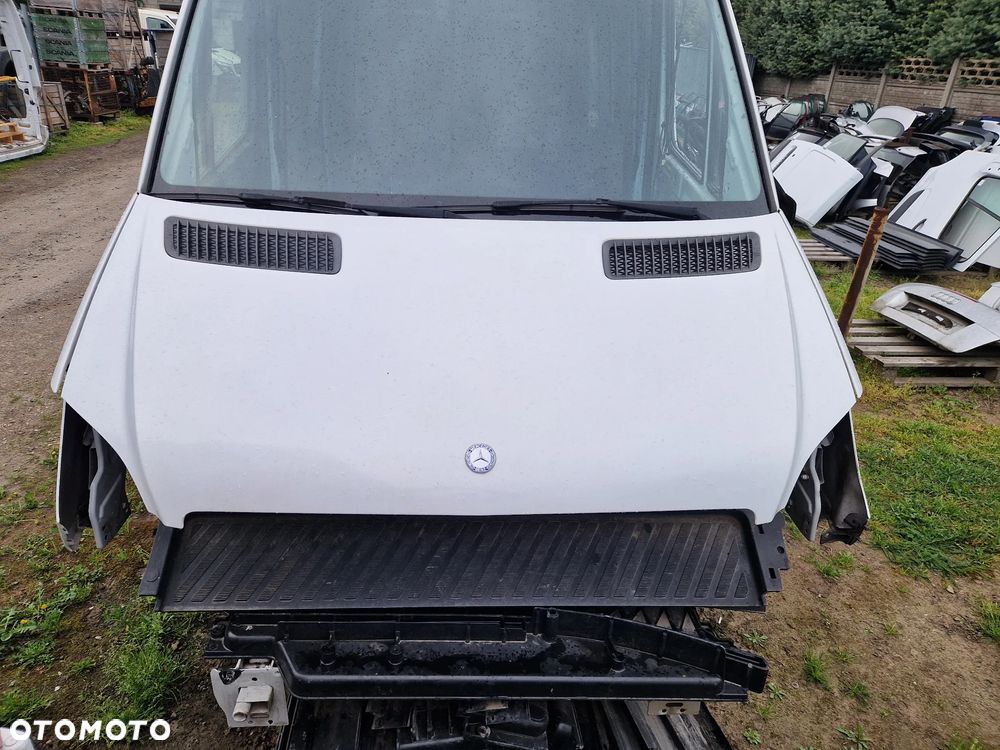 MASKA POKRYWA SILNIKA MERCEDES SPRINTER 906 IDEALNA - 1