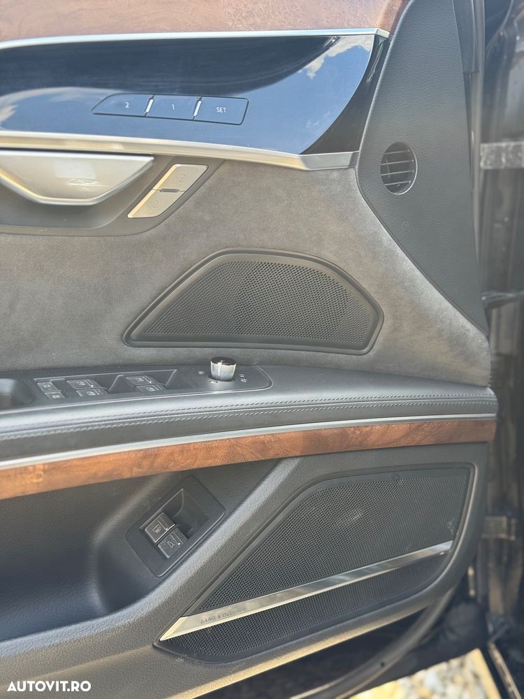 Audi A8 - 14